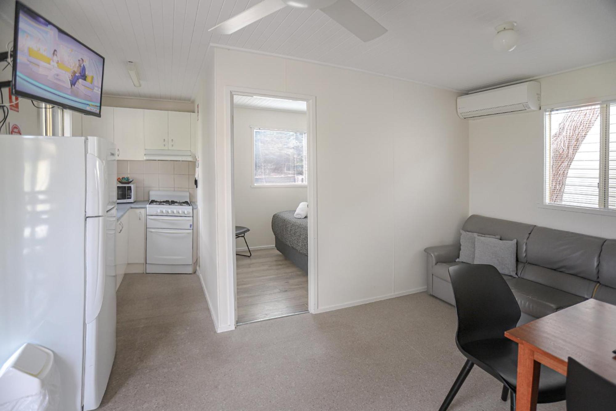 Amaroo Park Motel Cowes Exterior photo